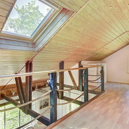 Feriehus 6 Person In Aakirkeby-by Traum