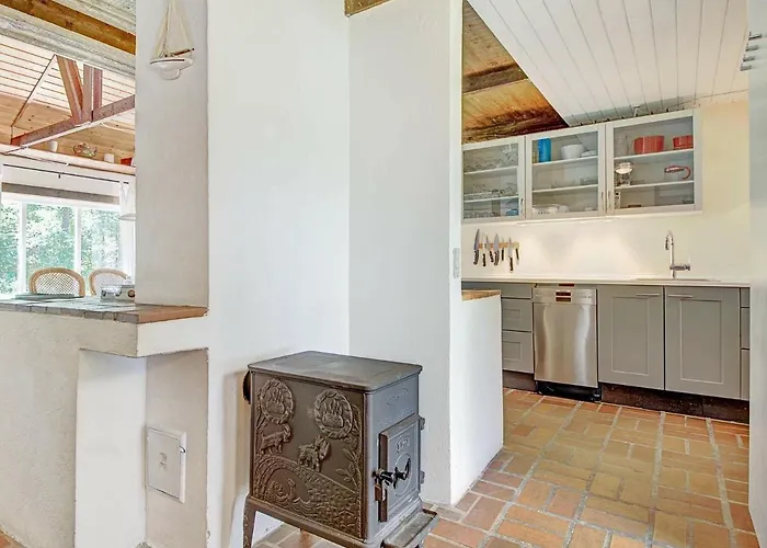 בית נופש 6 Person In Aakirkeby-by Traum Åkirkeby