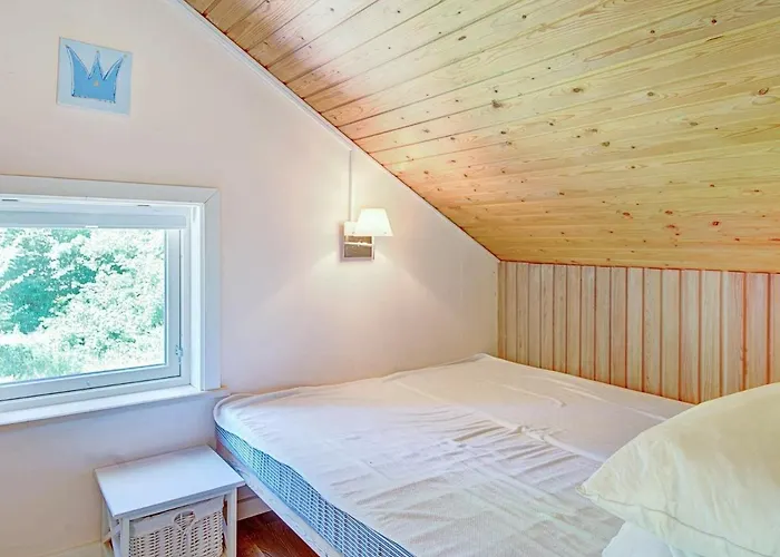 בית נופש 6 Person In Aakirkeby-by Traum